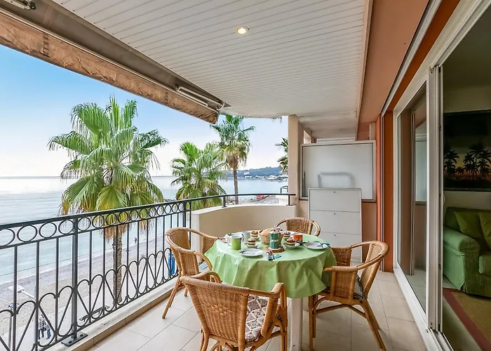 Admiral Plaza Sea View - Happy Apartmán Menton