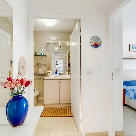 Admiral Plaza Sea View - Happy Apartment *