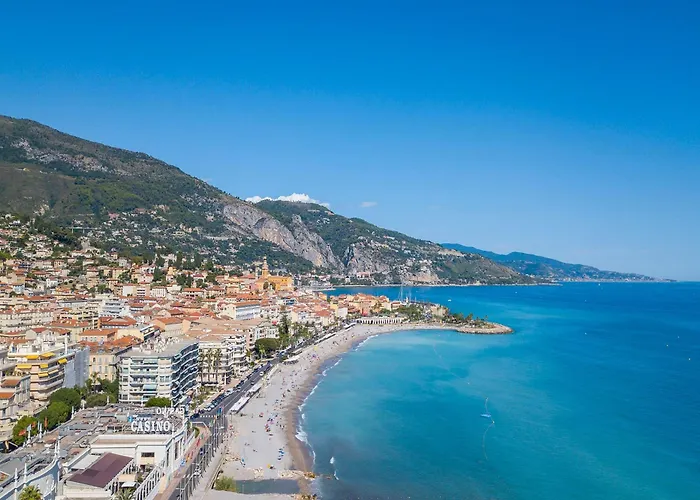 Admiral Plaza Sea View - Happy